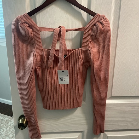 Forever21 Ribbed Knit Women's Top - Picture 2 of 3